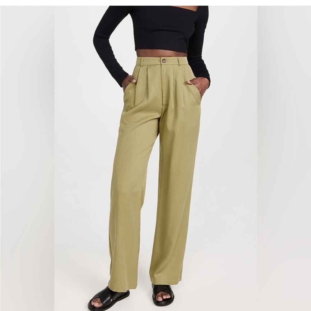 NWT reformation Mason pant in olive oil